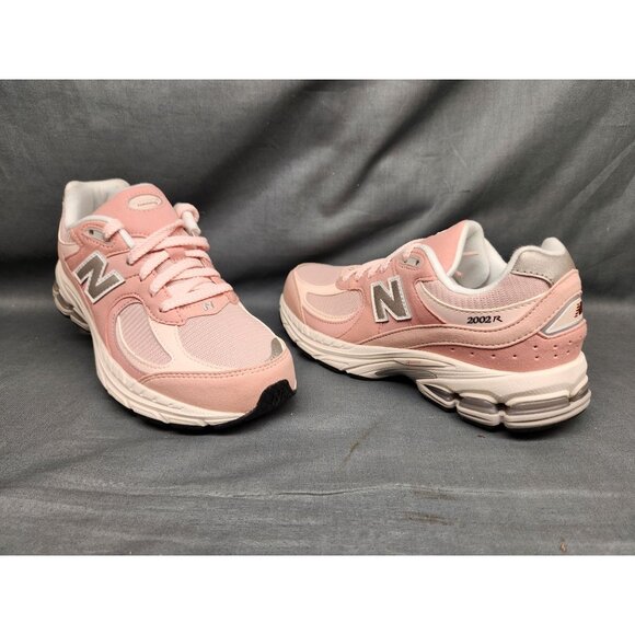 New Balance Girls 2002 Sneakers GC2002SK Pink White Size 7 NEW IN BOX! - Picture 1 of 12